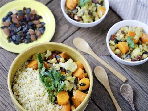 Couscous de boulgour, pois chiches et légumes d’hiver par Markal